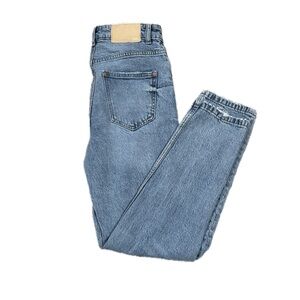 Zara Mom Fit Denim Jeans (US 2)
